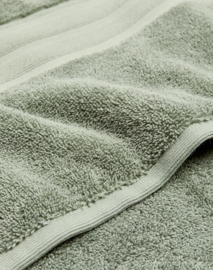 Heirloom Cross Embroidered Towel β Custom Colours & Personalisation Available